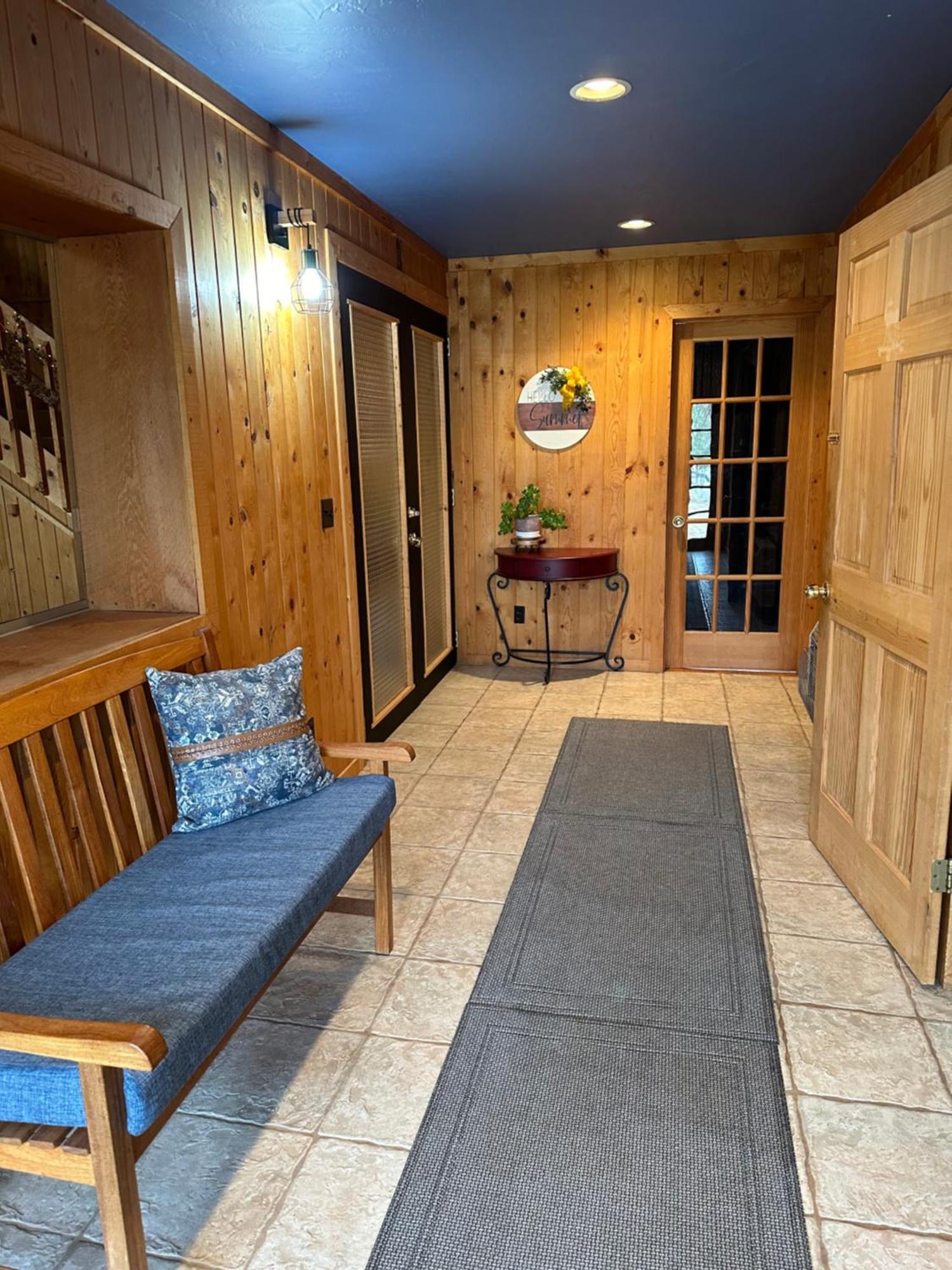 Bed & Breakfast Mount Peale Country *