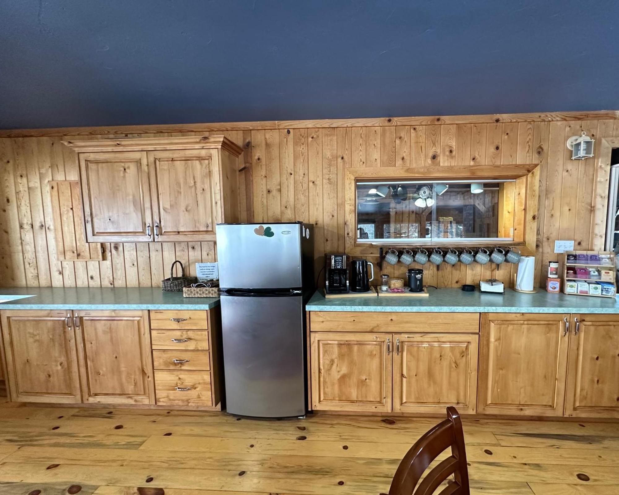 Mount Peale Country Bed & Breakfast La Sal