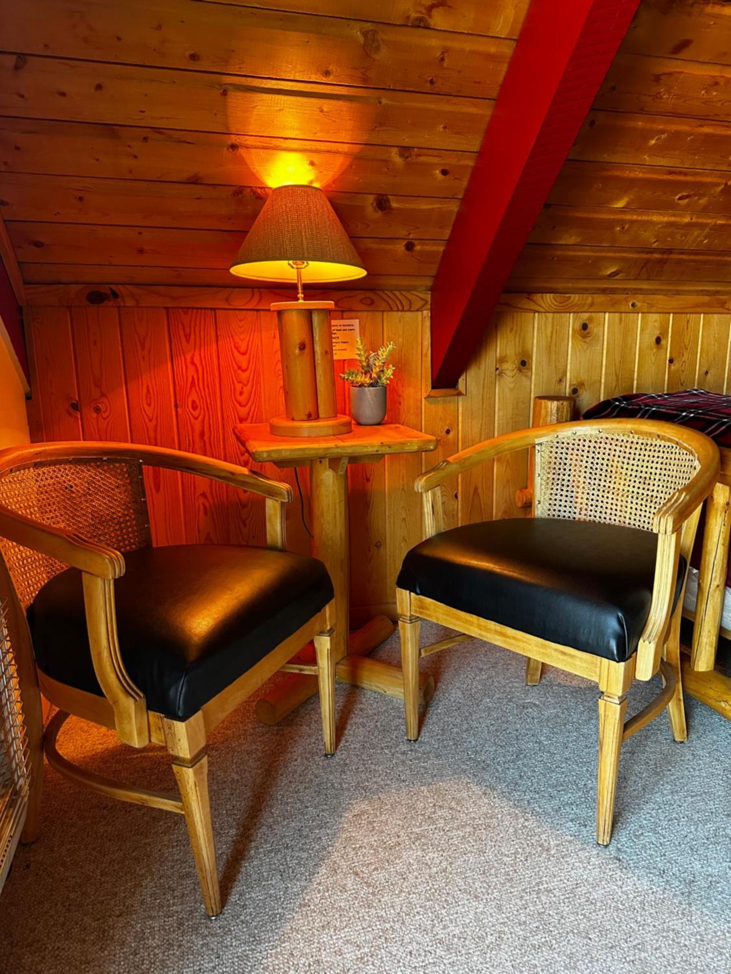 Mount Peale Country Bed & Breakfast *