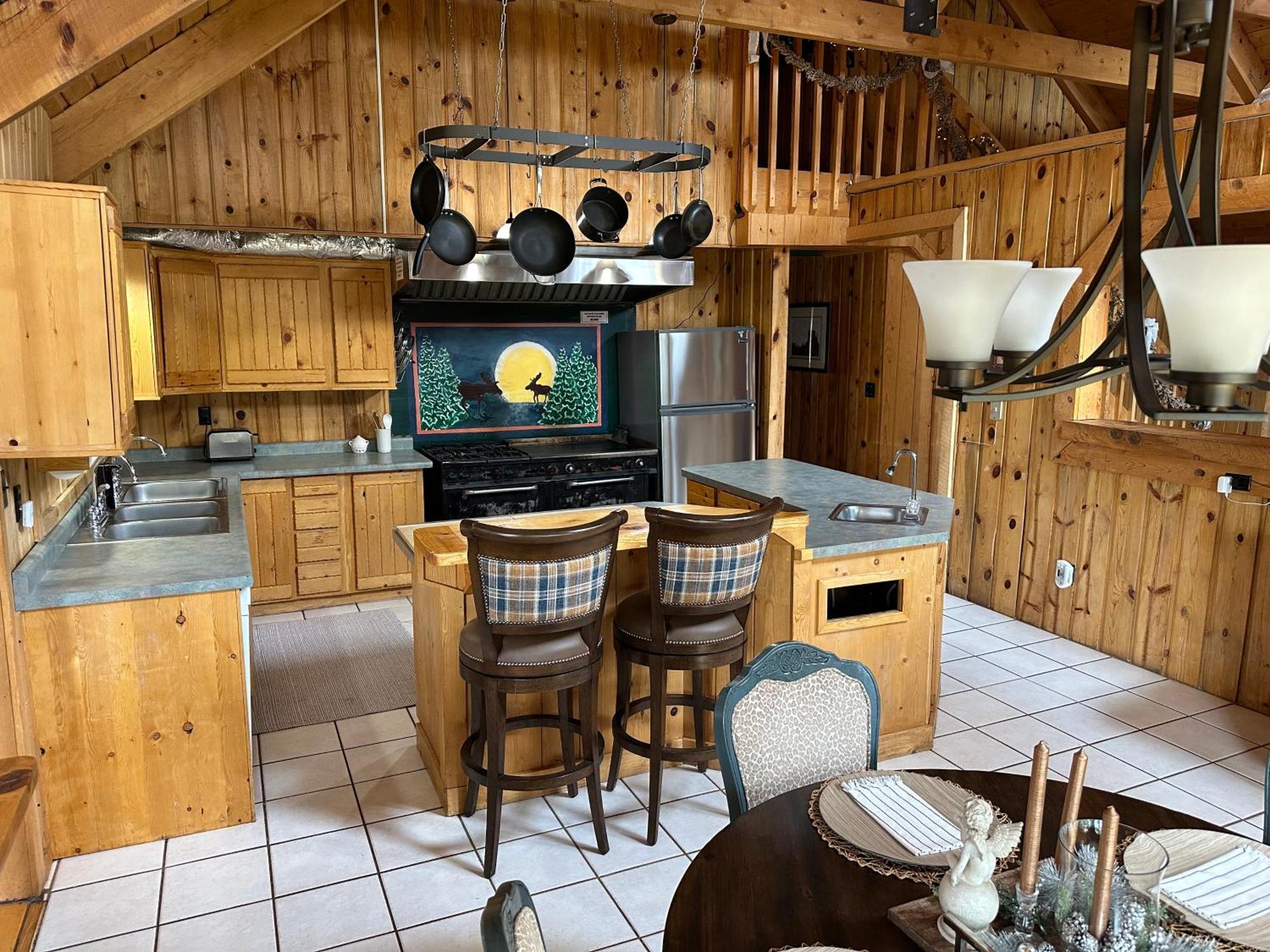 Mount Peale Country Bed & Breakfast *