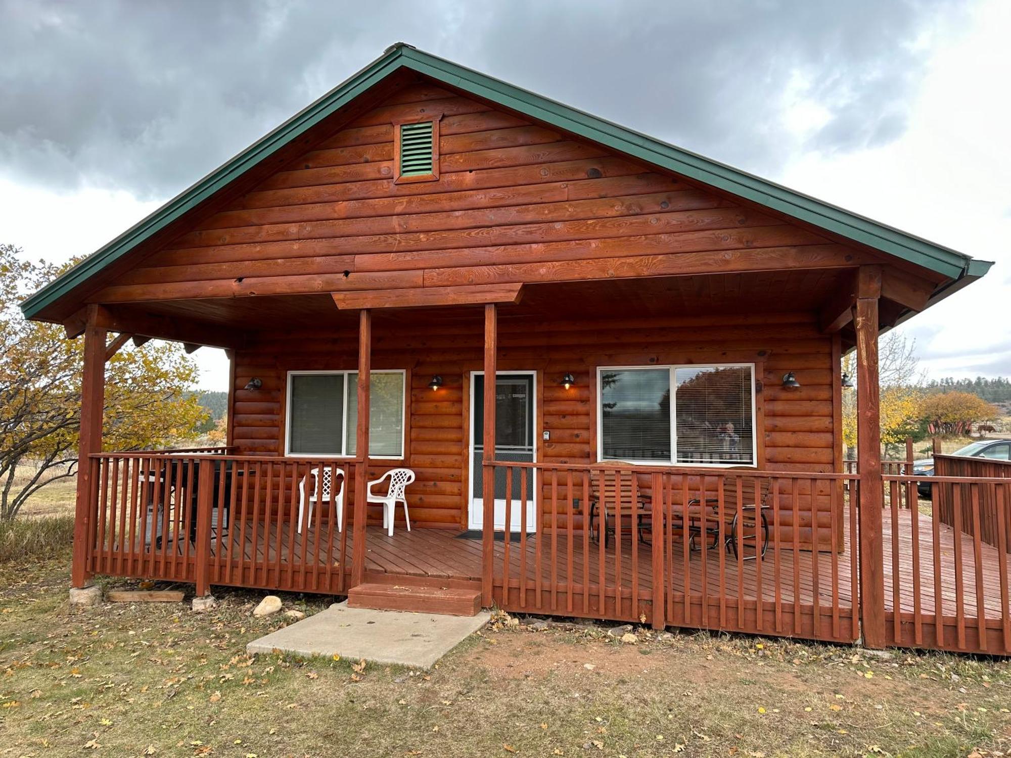 Mount Peale Country Bed & Breakfast